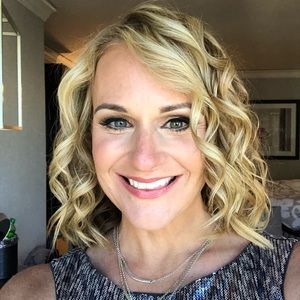 Meet your Posher, Christine